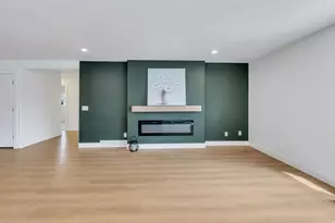 8453 S Windmill Dr, West Jordan, UT 84081 - Photo 10