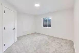 8453 S Windmill Dr, West Jordan, UT 84081 - Photo 20