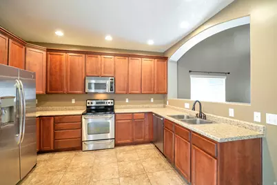 1423 E 6150 S, South Ogden, UT 84405 - Photo 4