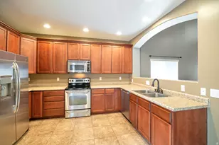 1423 E 6150 S, South Ogden, UT 84405 - Photo 4