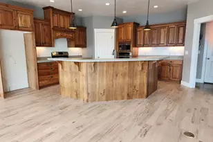 1075 Grandview Dr, Providence, UT 84332 - Photo 18