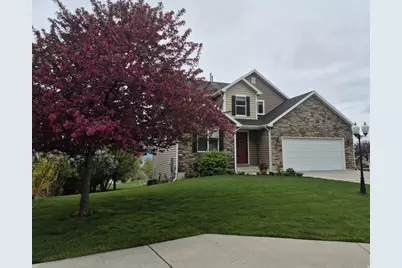 1075 Grandview Dr, Providence, UT 84332 - Photo 4