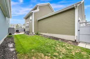 10191 S Willow Walk Dr, South Jordan, UT 84009 - Photo 32