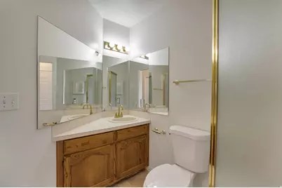 5548 S 2150 W, Roy, UT 84067 - Photo 10