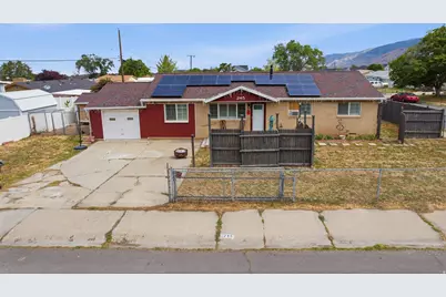 245 E 600 N, Tooele, UT 84074 - Photo 2