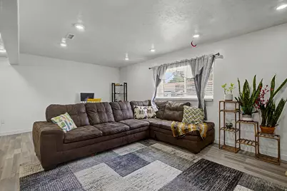 899 E 7905 S, Sandy, UT 84094 - Photo 10
