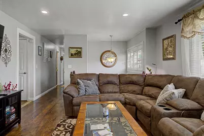 899 E 7905 S, Sandy, UT 84094 - Photo 4