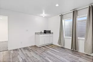 5525 N Hampton Way E, Stansbury Park, UT 84074 - Photo 24