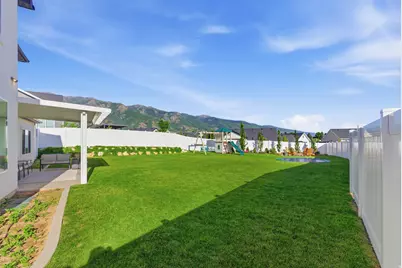 1364 E Beechwood Dr, Layton, UT 84040 - Photo 34