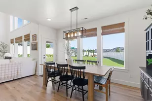 1364 E Beechwood Dr, Layton, UT 84040 - Photo 10