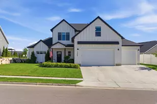 1364 E Beechwood Dr, Layton, UT 84040 - Photo 1