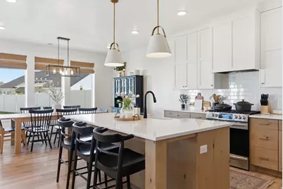 1364 E Beechwood Dr, Layton, UT 84040 - Photo 8