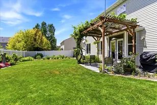 817 W 425 N, Springville, UT 84663 - Photo 2