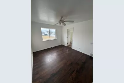 530 E Red Oak Dr N, North Logan, UT 84341 - Photo 8