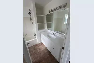 530 E Red Oak Dr N, North Logan, UT 84341 - Photo 10