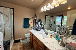 2801 N 2575 W, Farr West, UT 84404 - Photo 14