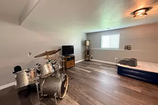 2801 N 2575 W, Farr West, UT 84404 - Photo 24