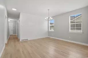 559 E Rundel Way, Draper, UT 84020 - Photo 12