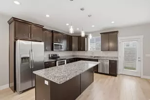 559 E Rundel Way, Draper, UT 84020 - Photo 8