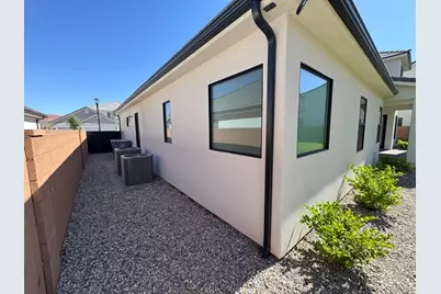 2783 E Fershet Dr, Washington, UT 84780 - Photo 16