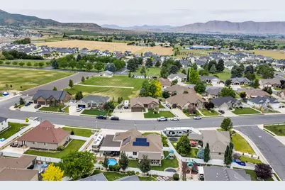 1049 S 300 E, Salem, UT 84653 - Photo 6
