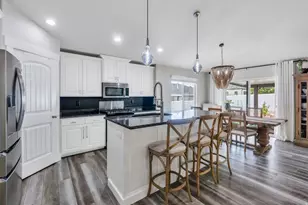 1049 S 300 E, Salem, UT 84653 - Photo 12