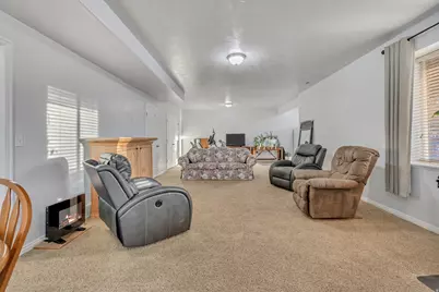 618 S 1350 E, Tooele, UT 84074 - Photo 24