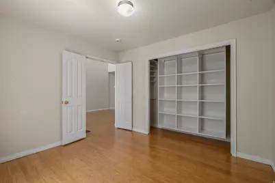 83 W 200 N, Centerville, UT 84014 - Photo 16