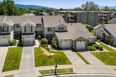83 W 200 N, Centerville, UT 84014 - Photo 2