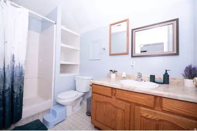 83 W 200 N, Centerville, UT 84014 - Photo 26