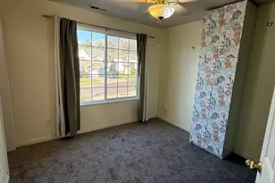 83 W 200 N, Centerville, UT 84014 - Photo 24