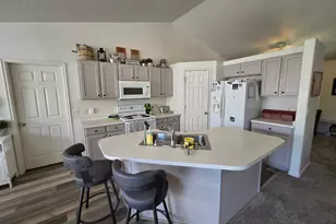 1406 N 2630 W, Provo, UT 84601 - Photo 10