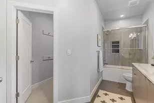 260 W 500 N, Salt Lake City, UT 84103 - Photo 18