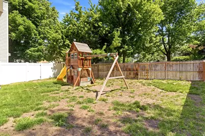 627 W Fremont Cir N, Centerville, UT 84014 - Photo 34