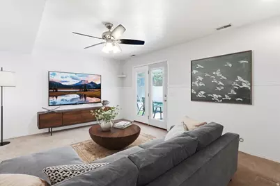627 W Fremont Cir N, Centerville, UT 84014 - Photo 24