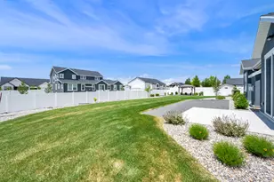 1823 S 2475 W, West Haven, UT 84401 - Photo 4