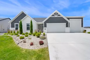 1823 S 2475 W, West Haven, UT 84401 - Photo 2