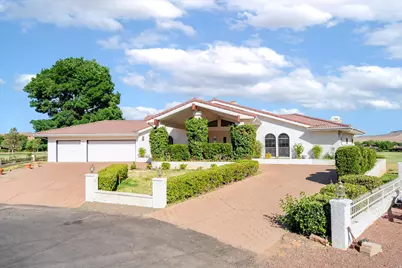 1247 Hagen Cir, Saint George, UT 84790 - Photo 2