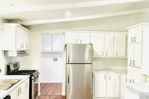 2600 N Hill Field Rd N, Layton, UT 84041 - Photo 22