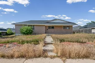 649 E 400 N, Spanish Fork, UT 84660 - Photo 2