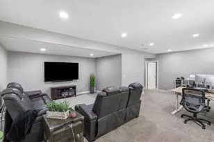 3293 N Osprey Way E, Layton, UT 84040 - Photo 16