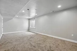167 W Silver Springs Dr N, Vineyard, UT 84058 - Photo 16