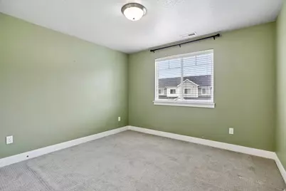167 W Silver Springs Dr N, Vineyard, UT 84058 - Photo 12
