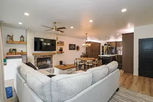 10716 S Haven Fields Dr W, South Jordan, UT 84095 - Photo 8