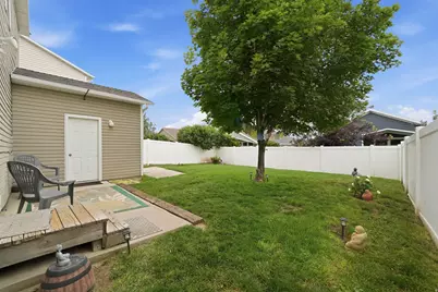 1977 N 2225 W, Clearfield, UT 84015 - Photo 18