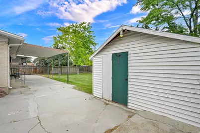 3338 W 4630 S, West Valley, UT 84119 - Photo 32
