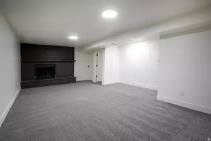 36 W Marquette Dr, Midvale, UT 84047 - Photo 14