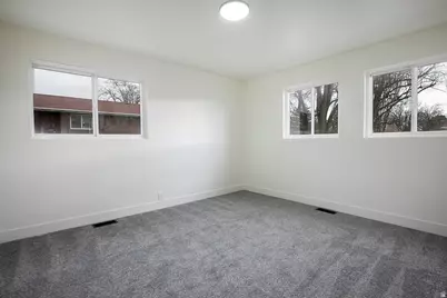 36 W Marquette Dr, Midvale, UT 84047 - Photo 12