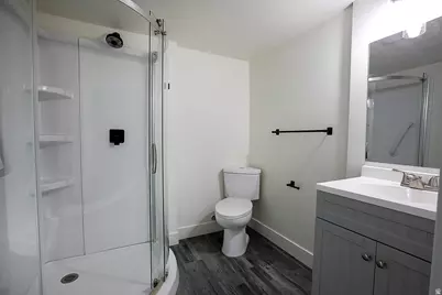 36 W Marquette Dr, Midvale, UT 84047 - Photo 16