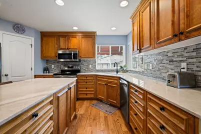 7126 S Griffiths Pl, Cottonwood Heights, UT 84121 - Photo 10